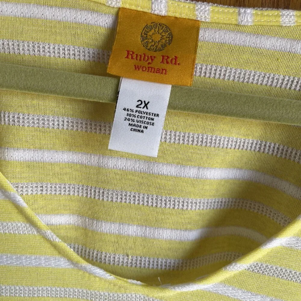 Ruby Rd Yellow Blouse - Picture 2 of 3
